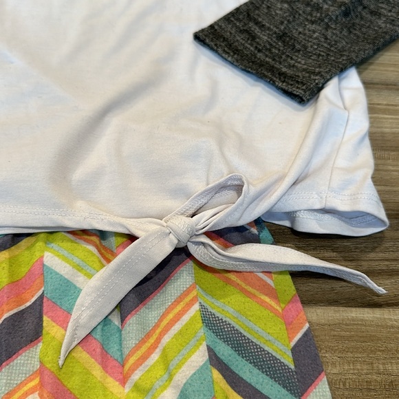 American Girl Shine Bright Pajama set size 10/12 - Picture 4 of 6